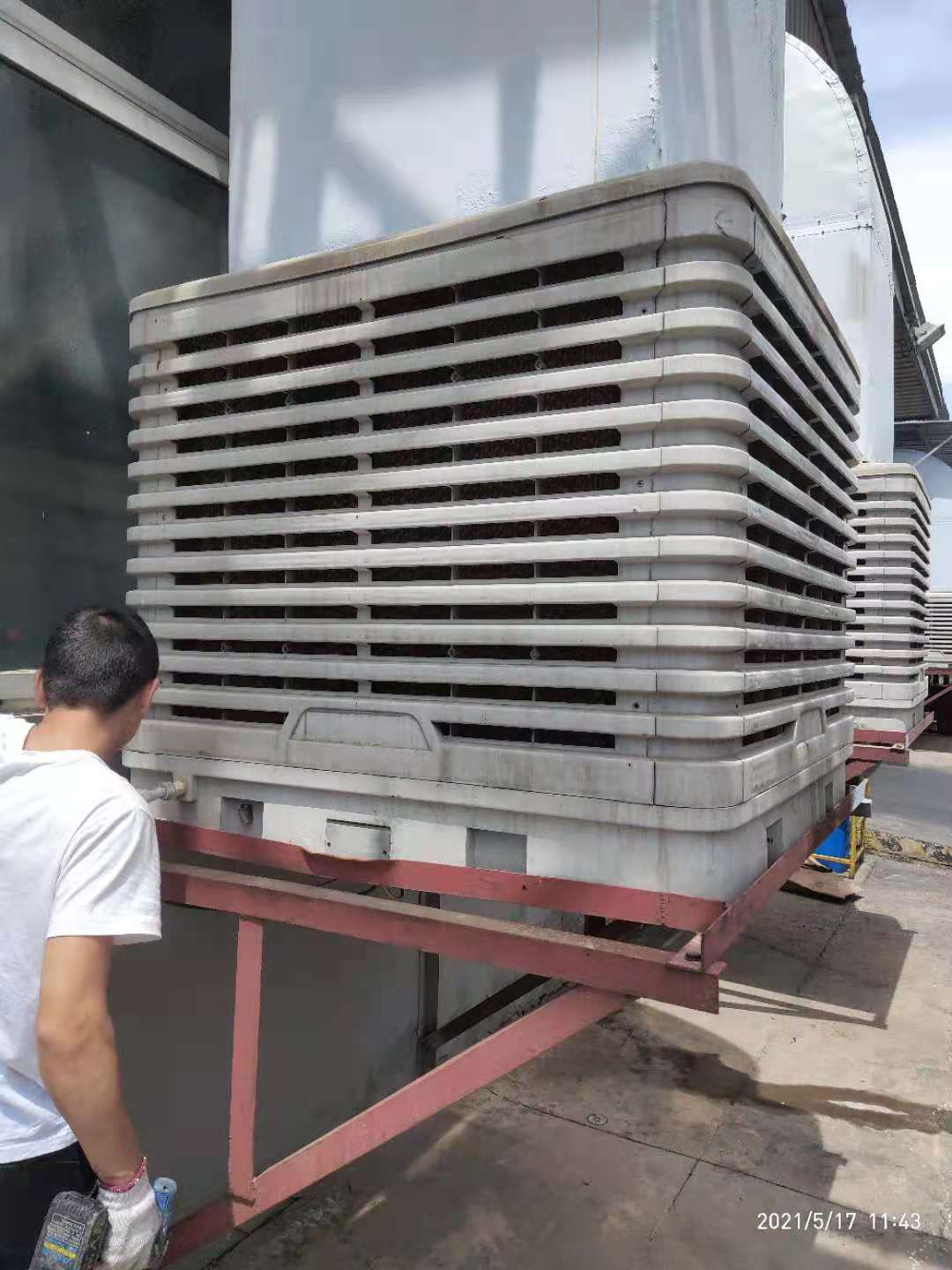 魚(yú)類飼料廠降溫?fù)Q氣方法 工廠散熱通風(fēng)辦法 魚(yú)類飼料廠降溫?fù)Q氣方法 工廠散熱通風(fēng)辦法