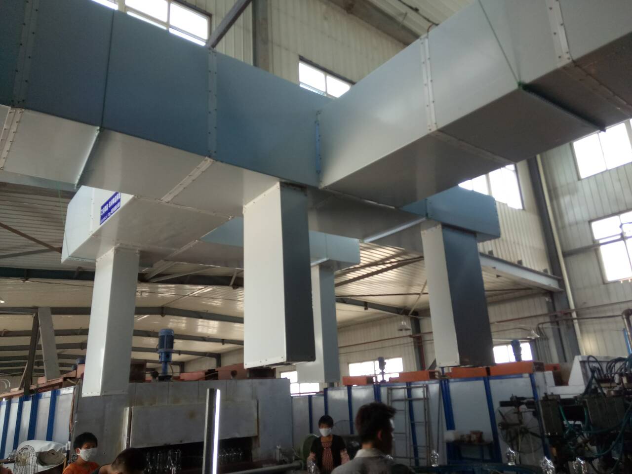 橡膠傳送帶廠高溫怎么通風(fēng)降溫？